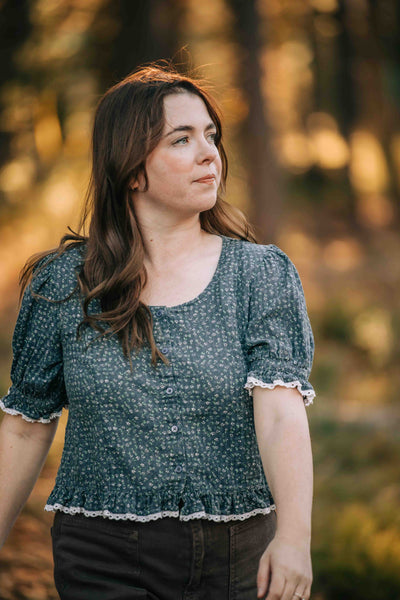 Charlie Top--Navy Floral – dahl