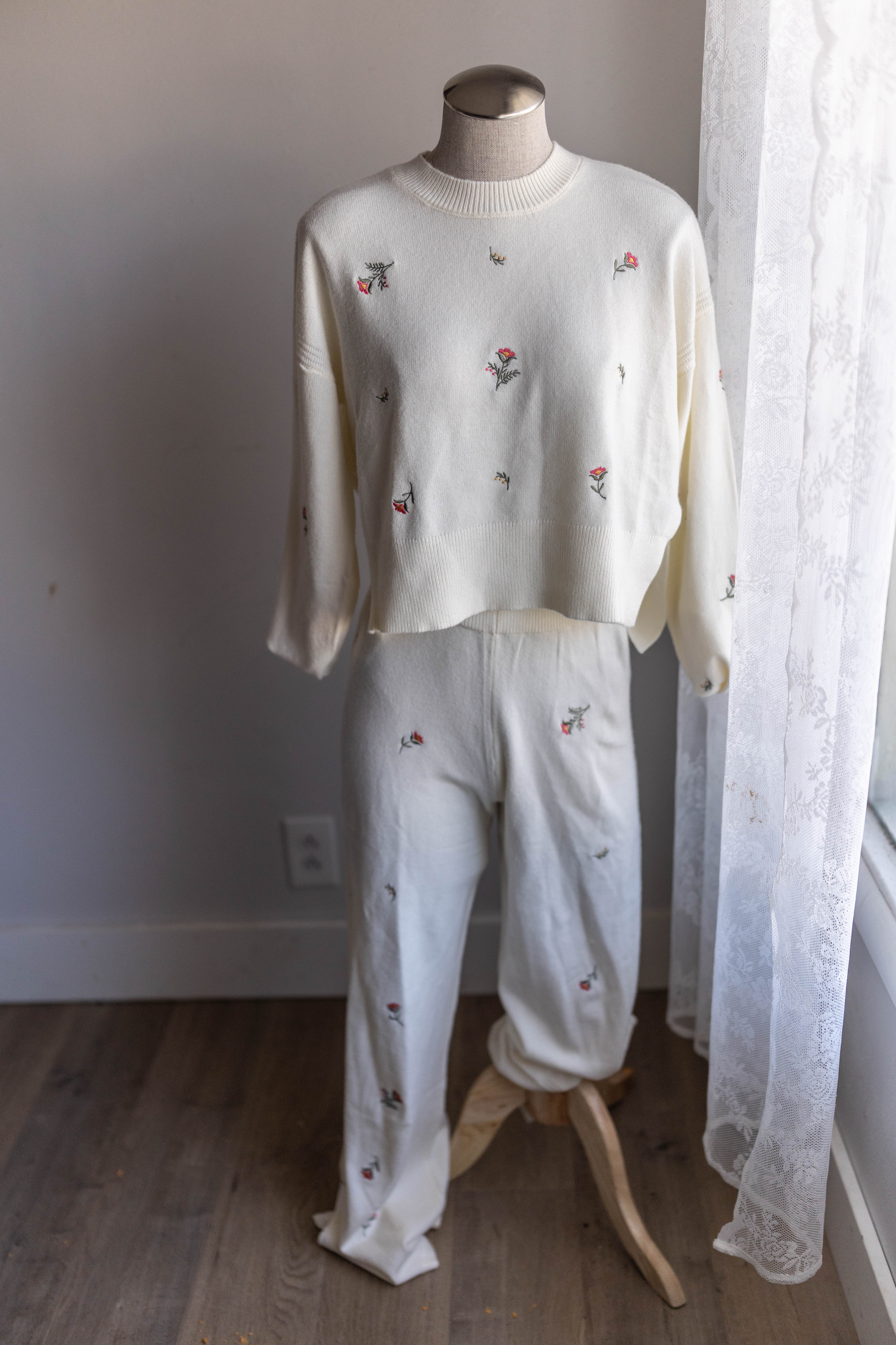 Flora sweater set